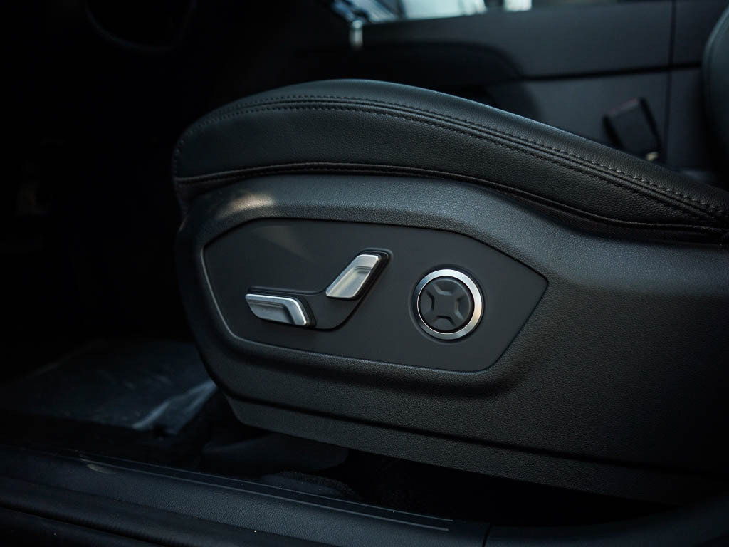 New 2026 Hyundai Santa Fe Limited AWD/4WD image 21