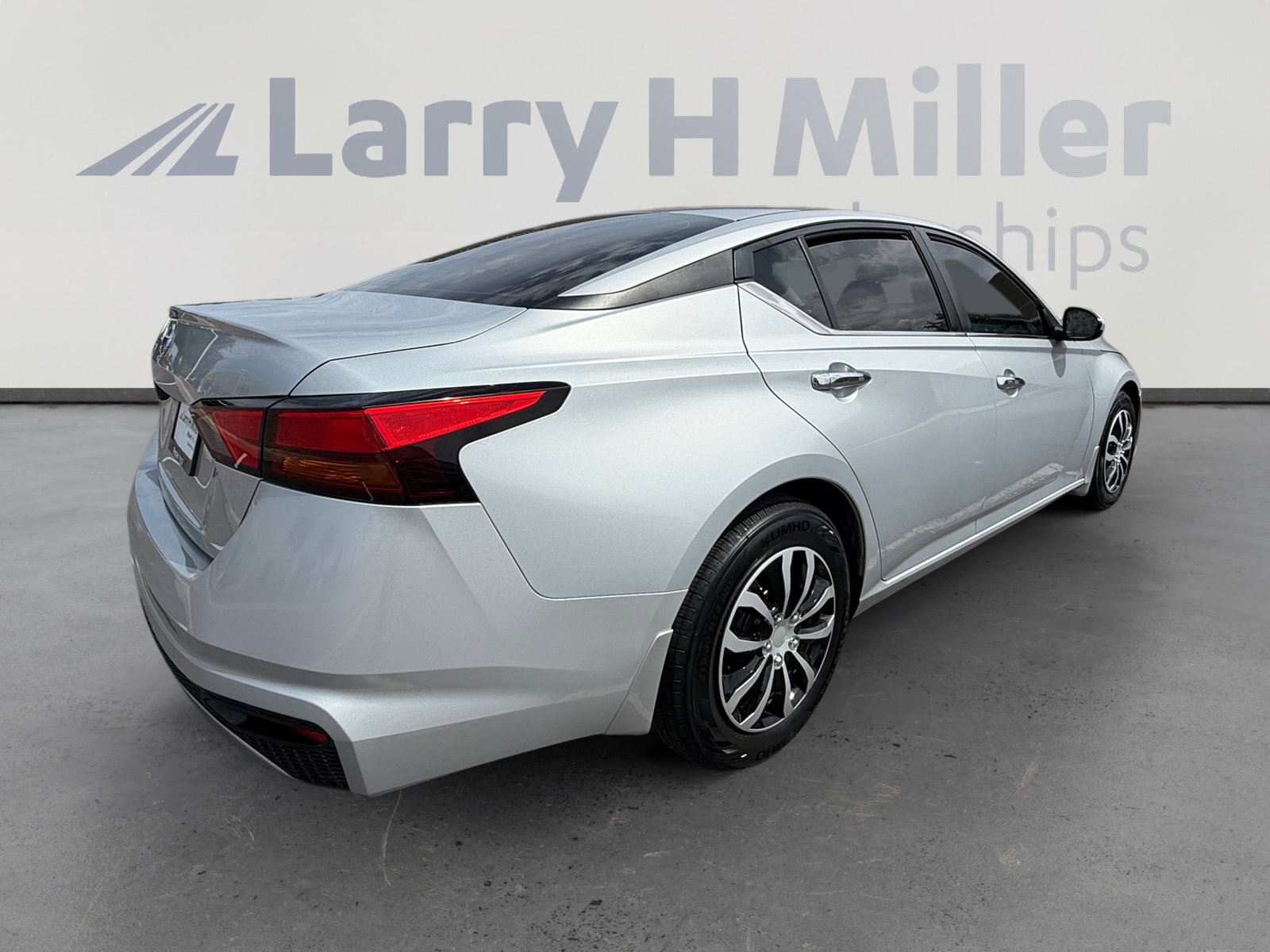 Used 2021 Nissan Altima 2.5 S FWD image 5