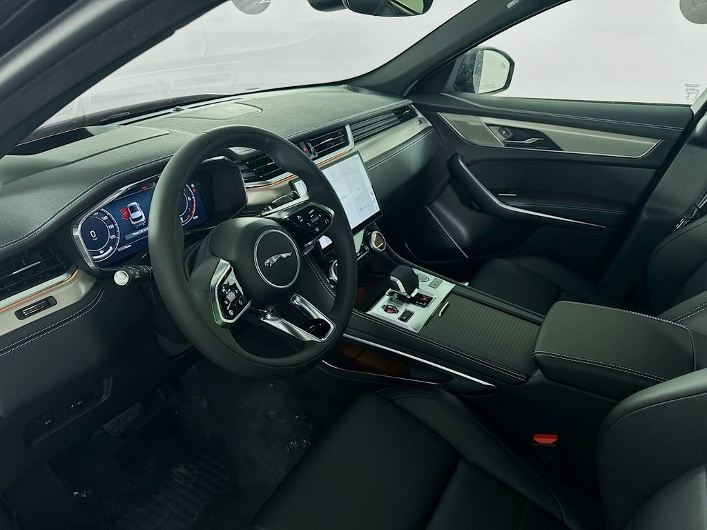 New 2026 Jaguar F-PACE R-Dynamic S image 9