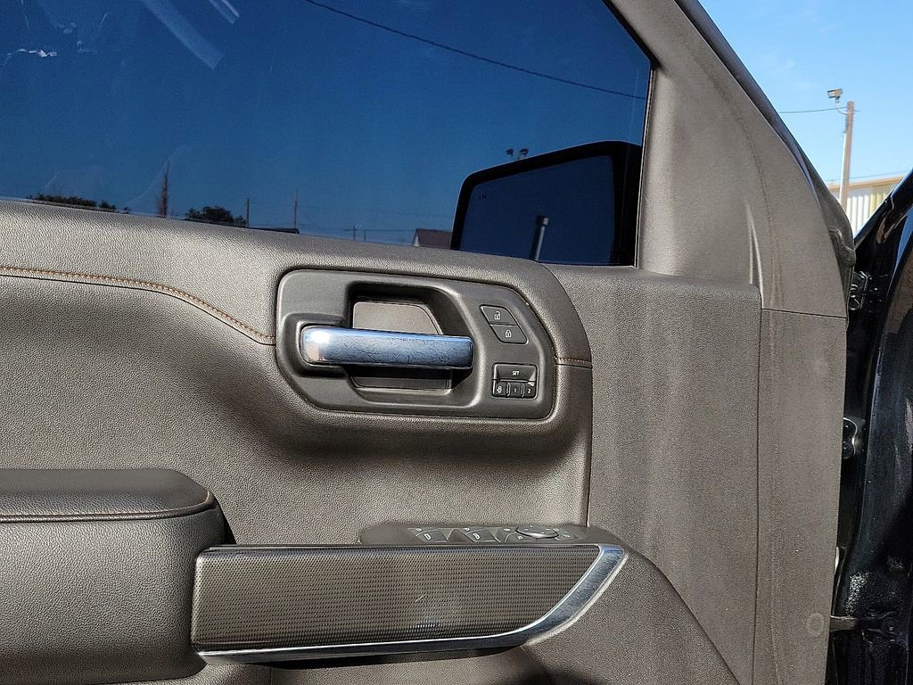 Used 2020 GMC Sierra 1500 AT4 w/ AT4 Premium Package AWD/4WD image 18