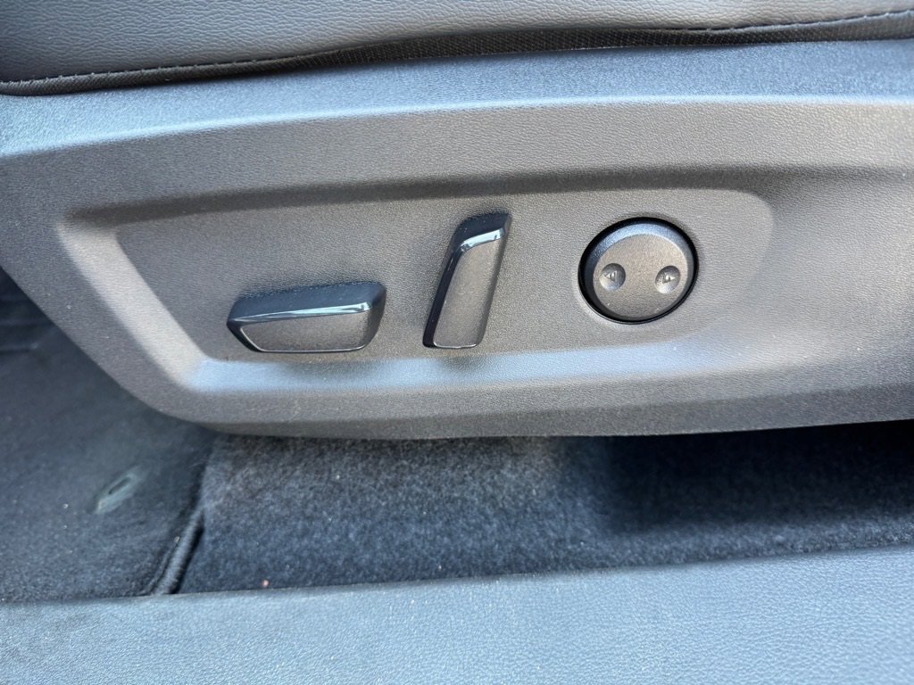 Certified 2025 Nissan Murano SV image 15