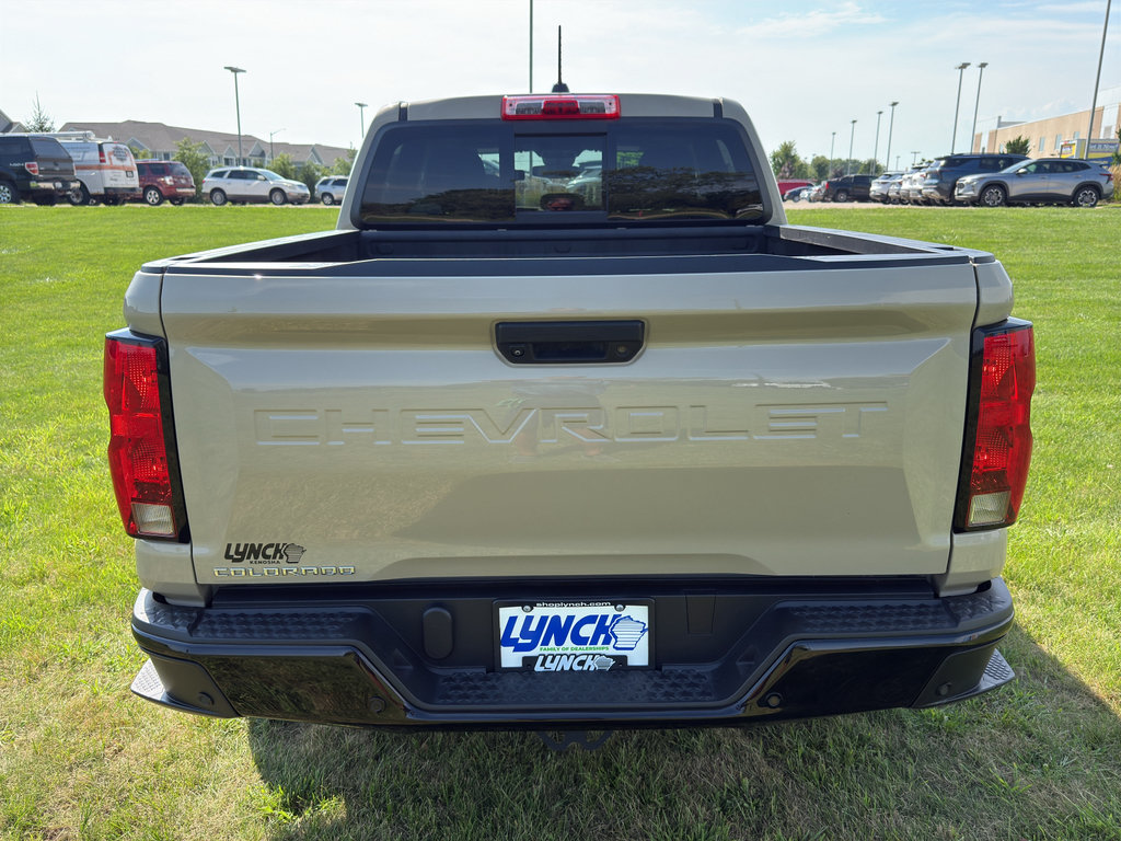 Used 2023 Chevrolet Colorado Trail Boss AWD/4WD image 4