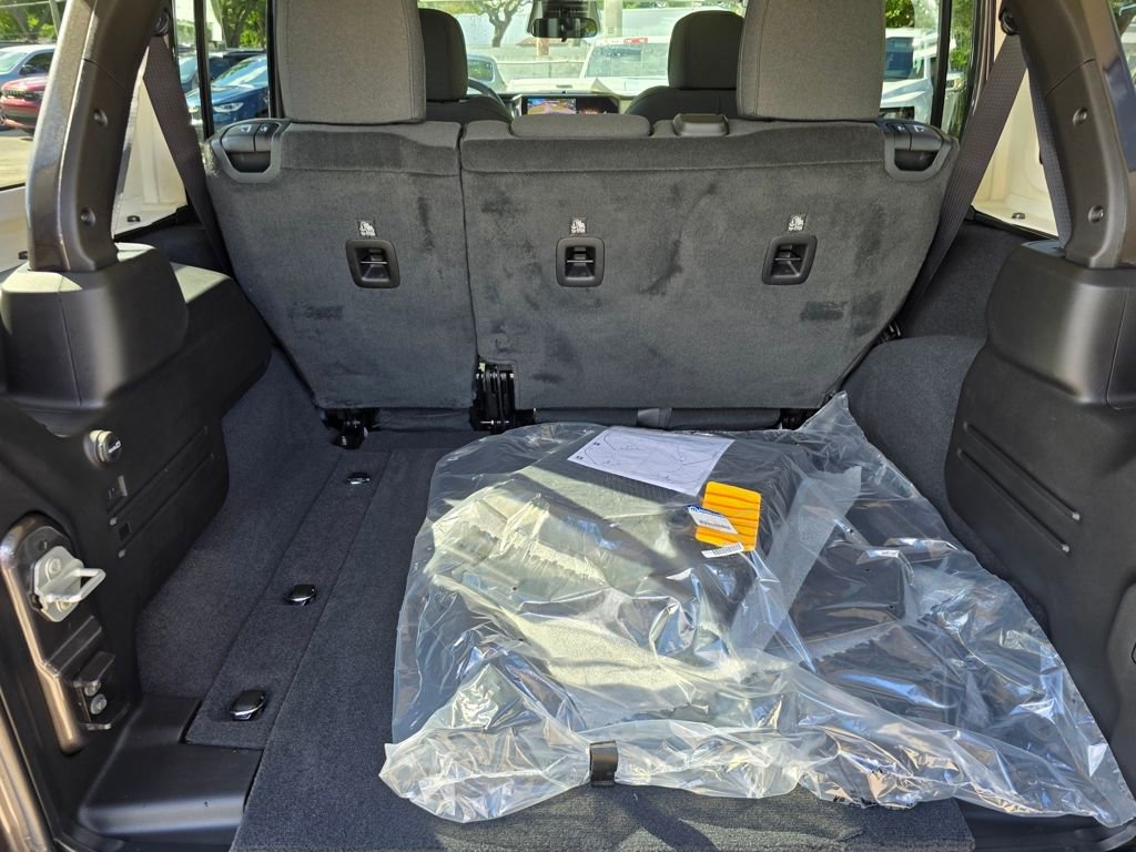 New 2025 Jeep Wrangler Sahara w/ Safety Group image 34