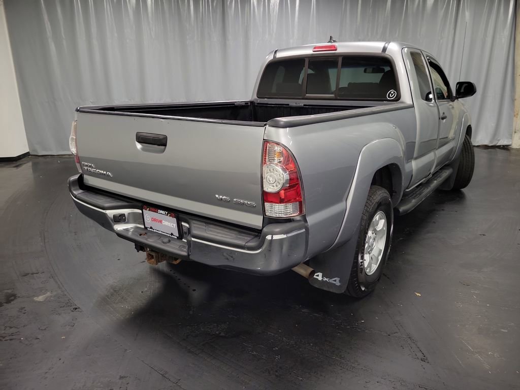 Used 2015 Toyota Tacoma 4x4 Access Cab V6 w/ SR5 Package image 8