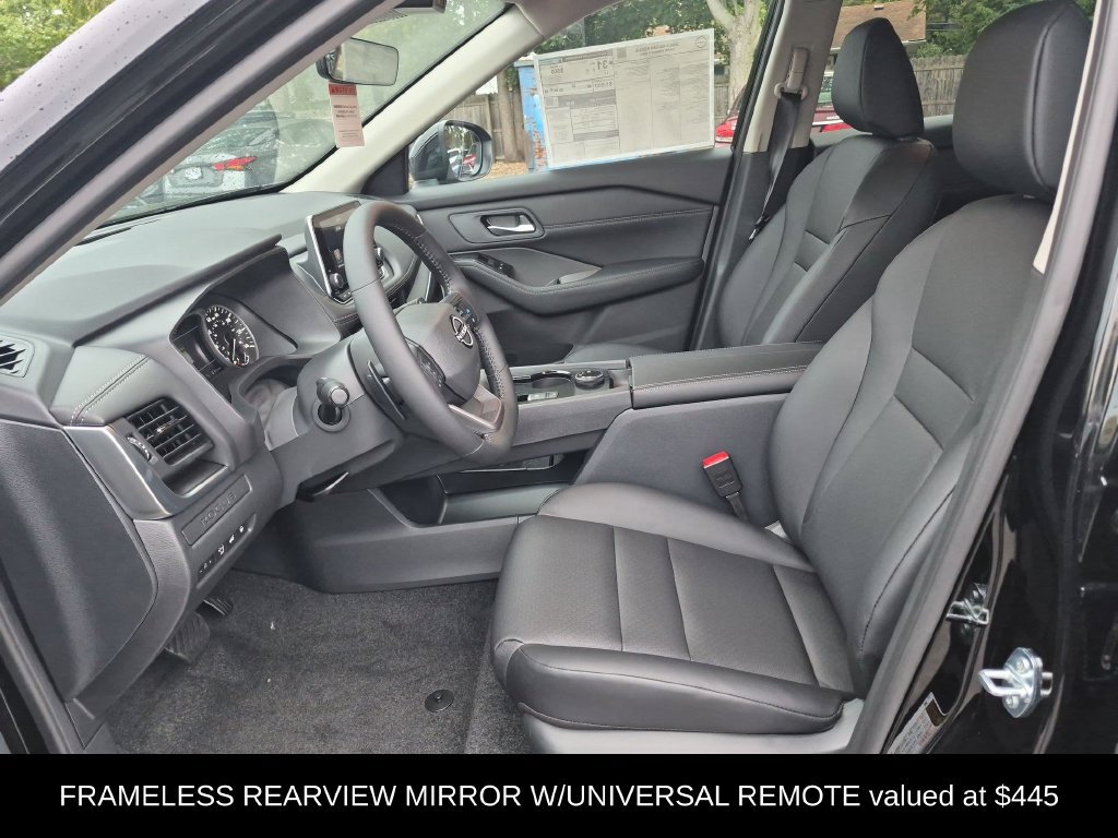 New 2026 Nissan Rogue Dark Armor AWD/4WD image 6