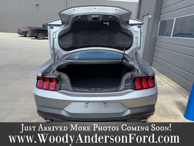 Used 2024 Ford Mustang GT Premium RWD image 6