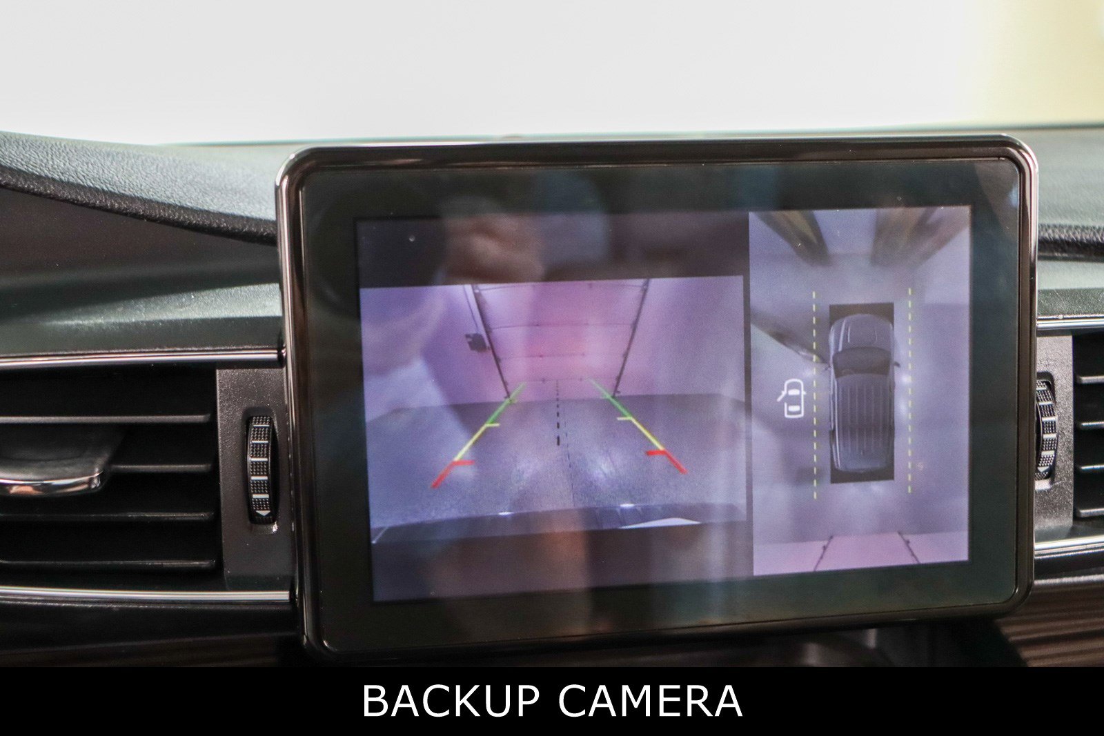 Used 2022 Ford Explorer Limited image 19