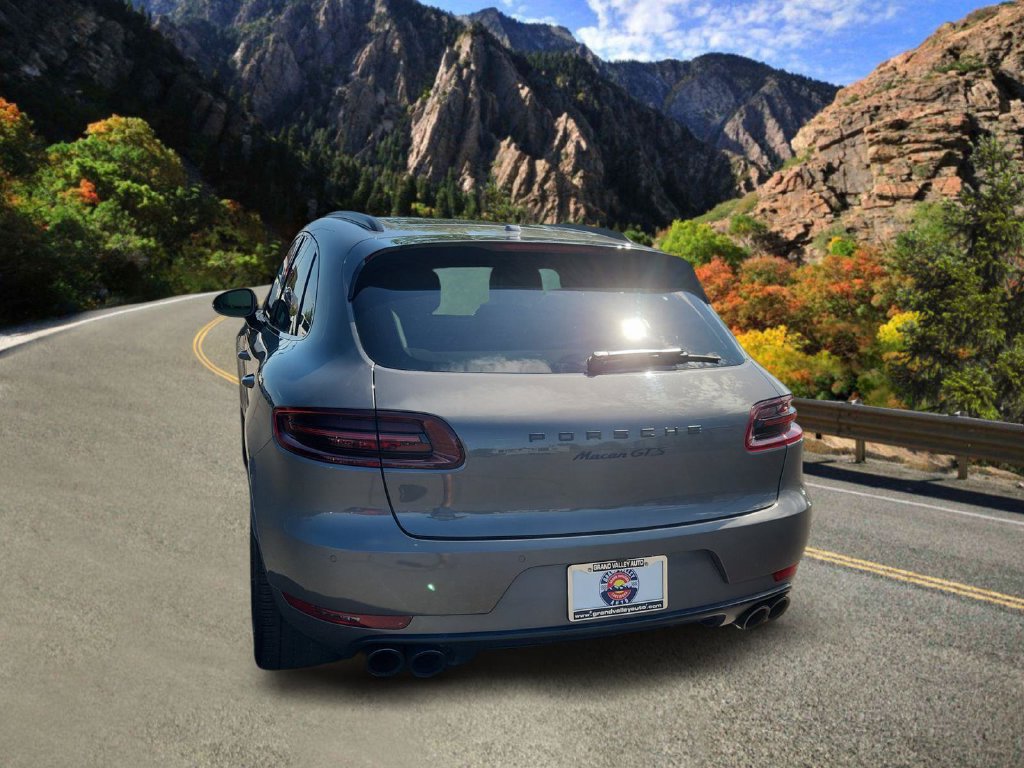 Used 2018 Porsche Macan GTS AWD/4WD image 4