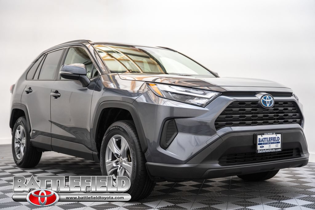 Certified 2024 Toyota RAV4 XLE w/ Convenience Package AWD/4WD image 1