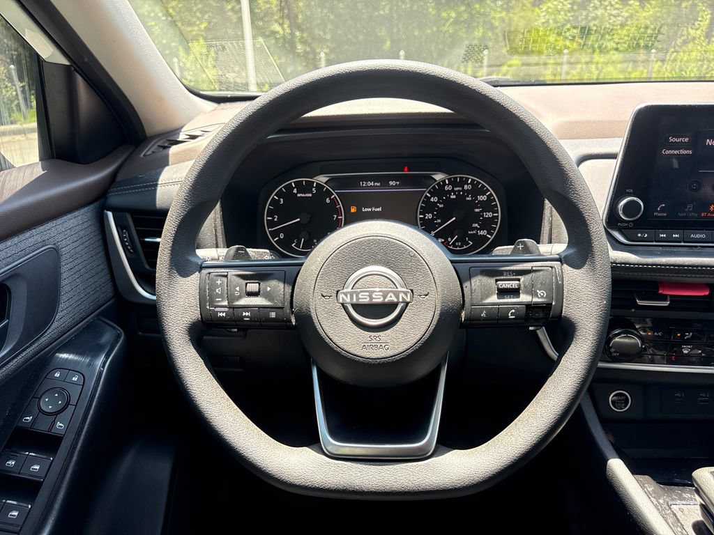 Used 2023 Nissan Rogue S FWD image 19