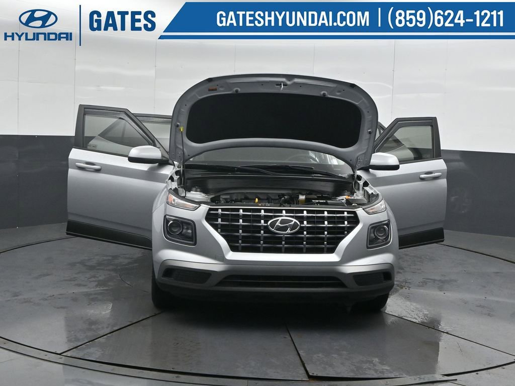 Used 2020 Hyundai Venue SEL image 52
