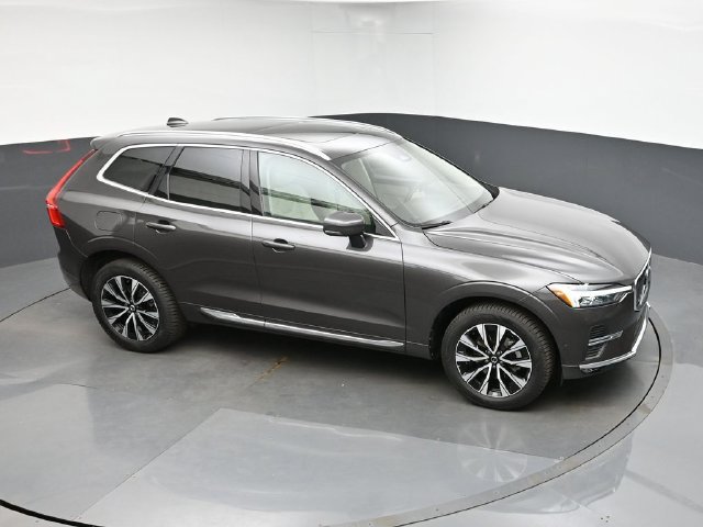 Used 2023 Volvo XC60 B5 Plus w/ Climate Package AWD/4WD image 43