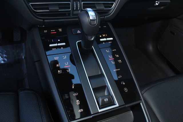 New 2026 Porsche Macan GTS image 16