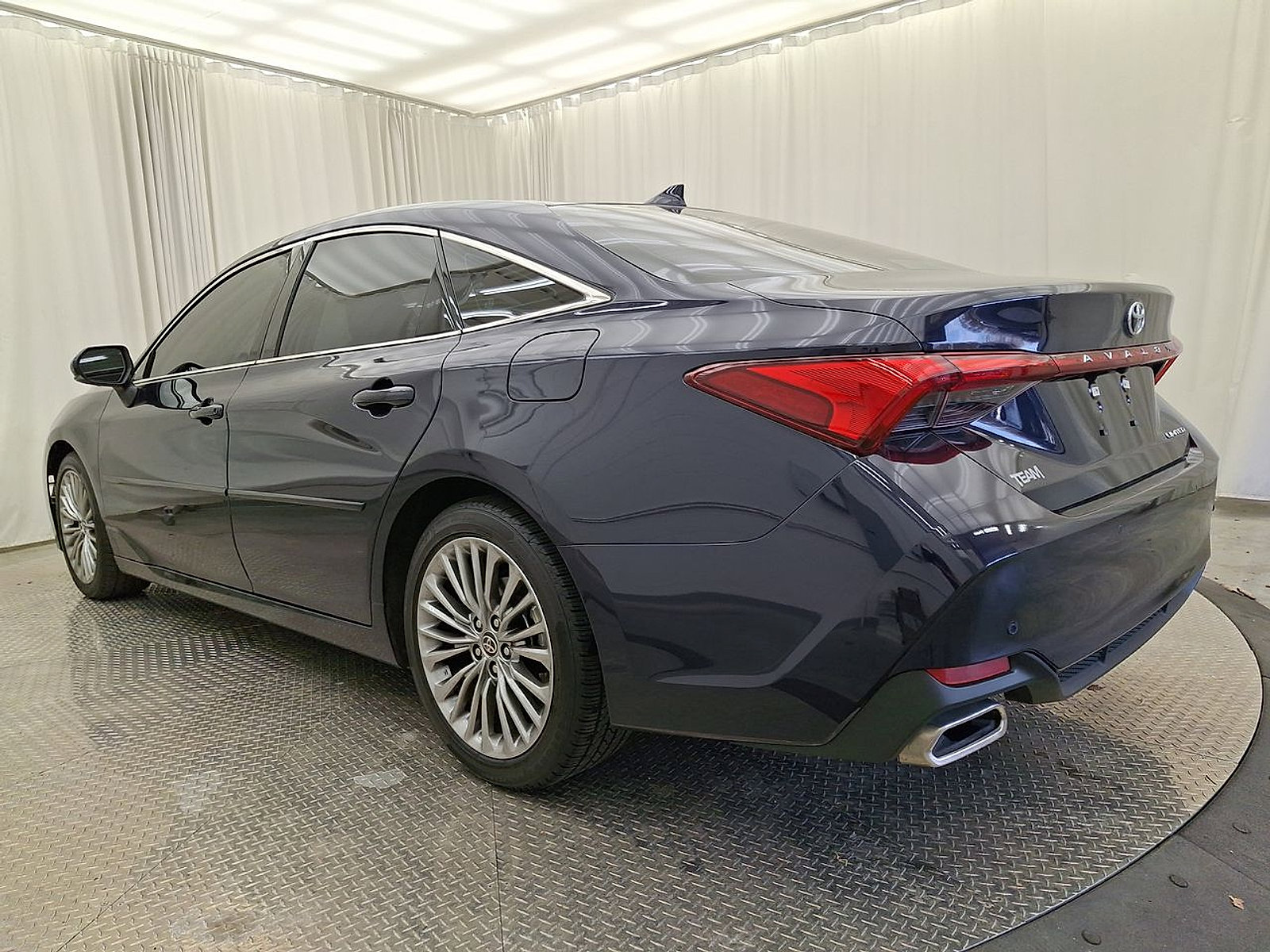Certified 2022 Toyota Avalon Limited w/ Advanced Safety Package image 22