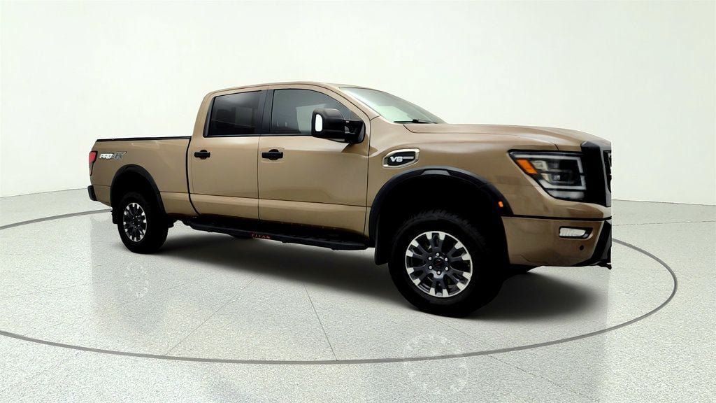 Used 2022 Nissan Titan PRO-4X AWD/4WD image 3