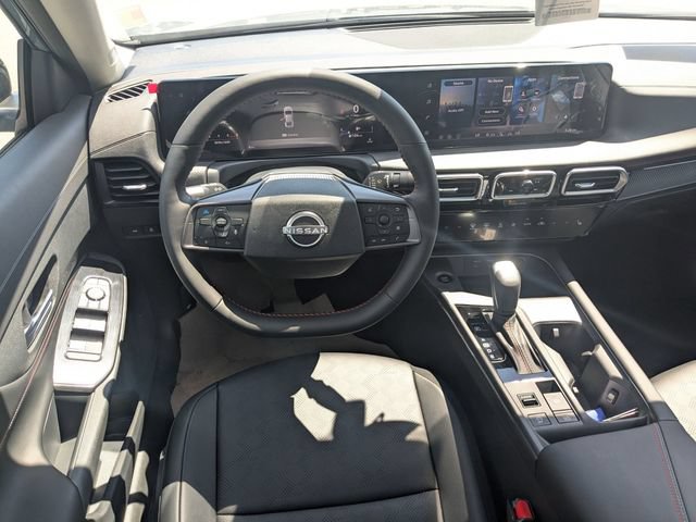 New 2026 Nissan Sentra SR w/ SR Premium Package FWD image 27