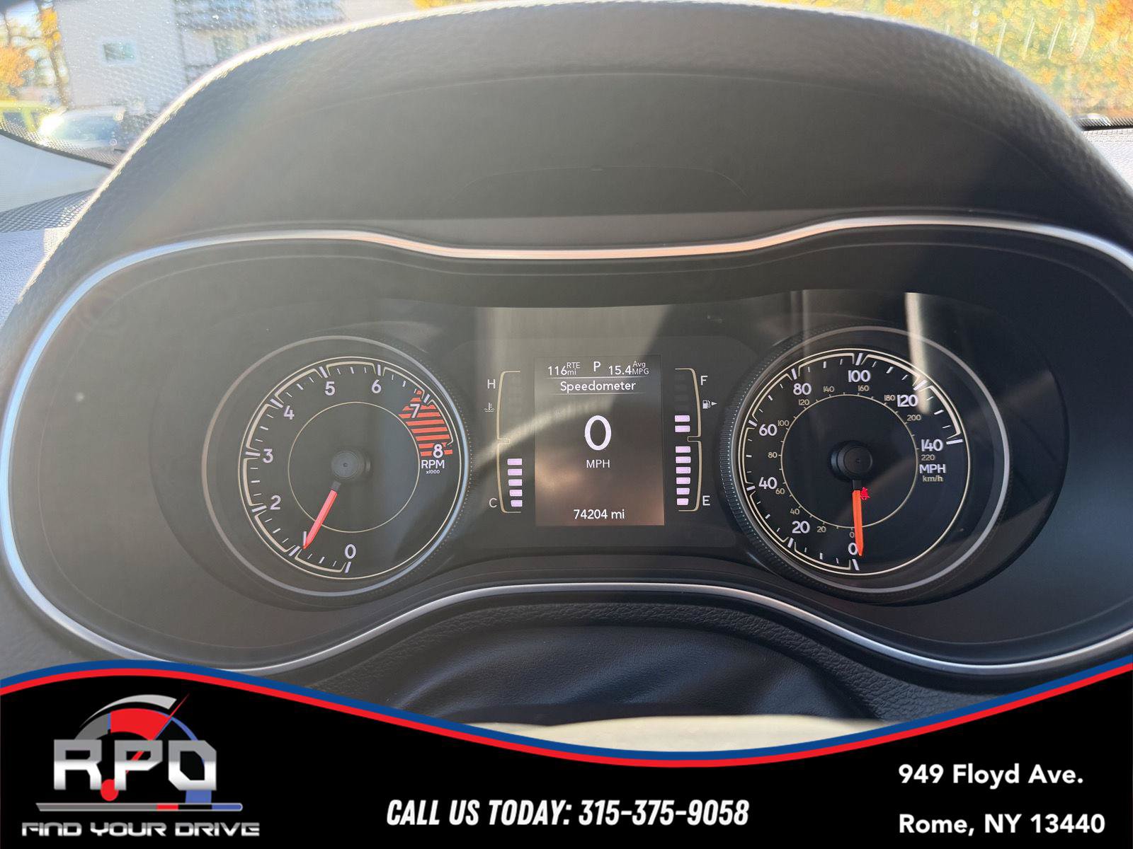Used 2022 Jeep Cherokee Latitude w/ Sun & Sound Group AWD/4WD image 12