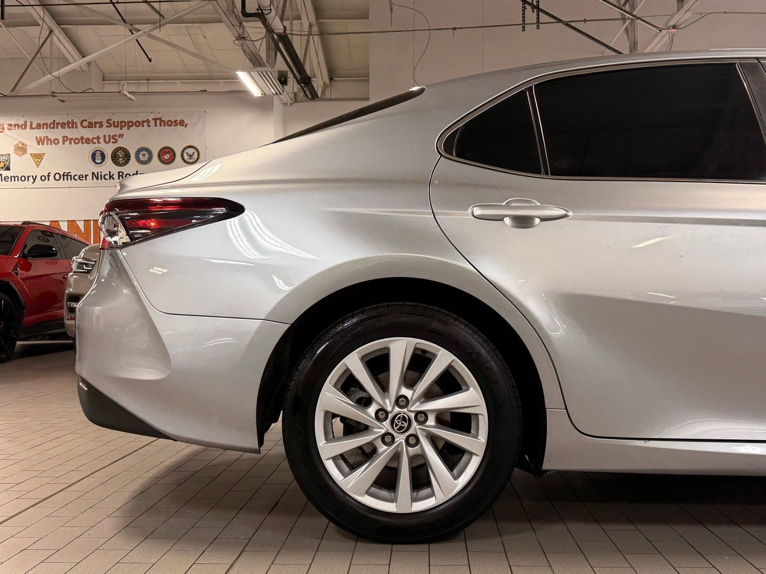 Used 2022 Toyota Camry LE image 15