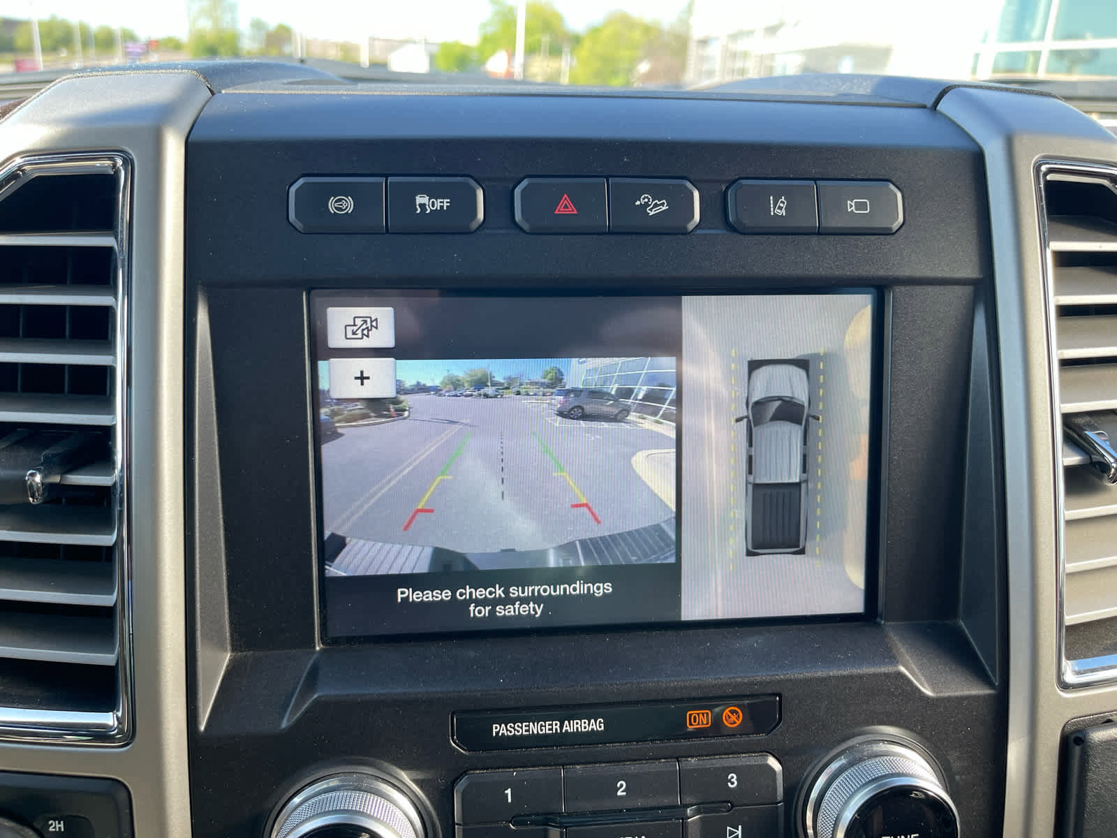 Used 2018 Ford F250 King Ranch w/ King Ranch Ultimate Package AWD/4WD image 15