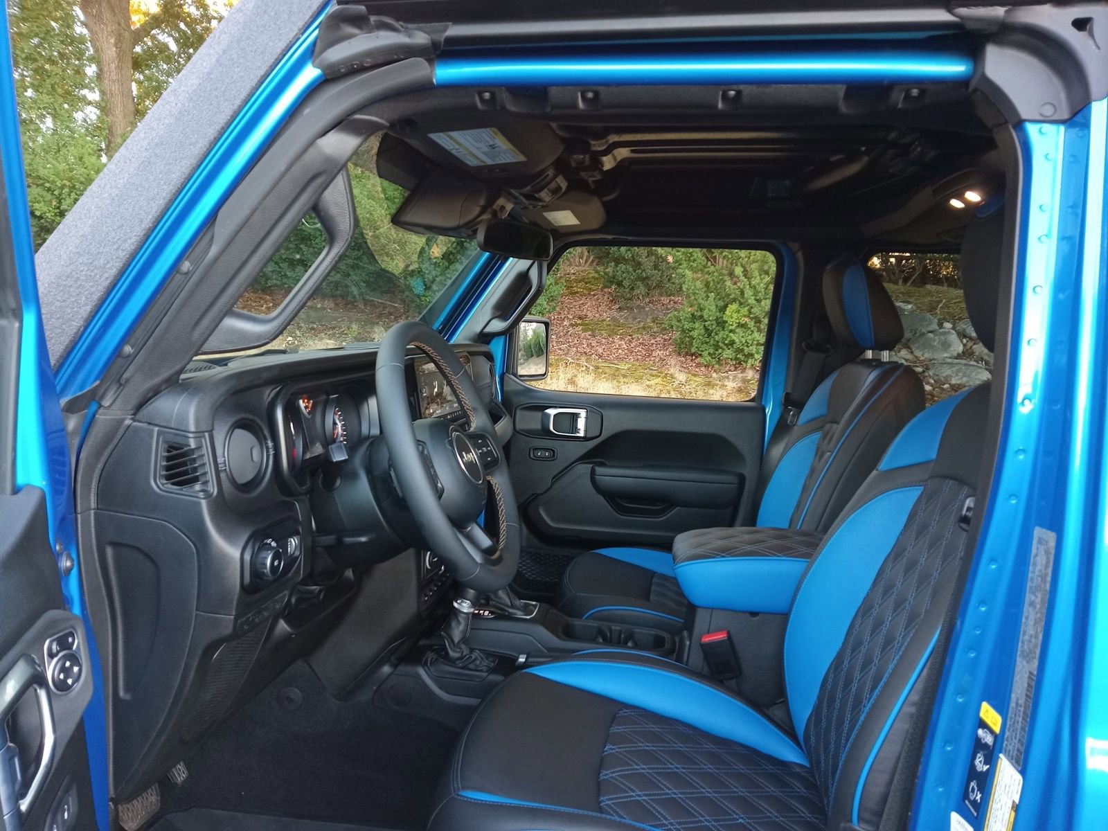 Used 2024 Jeep Wrangler Sport S AWD/4WD image 9
