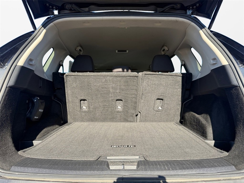 Certified 2023 Nissan Rogue S image 18