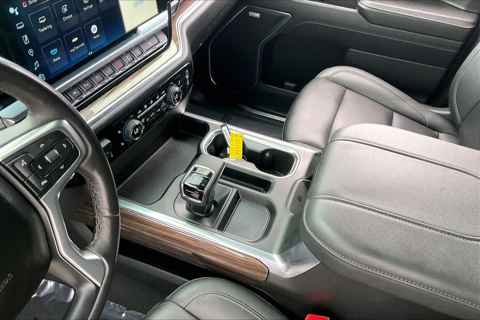 Used 2023 Chevrolet Silverado 1500 RST AWD/4WD image 16
