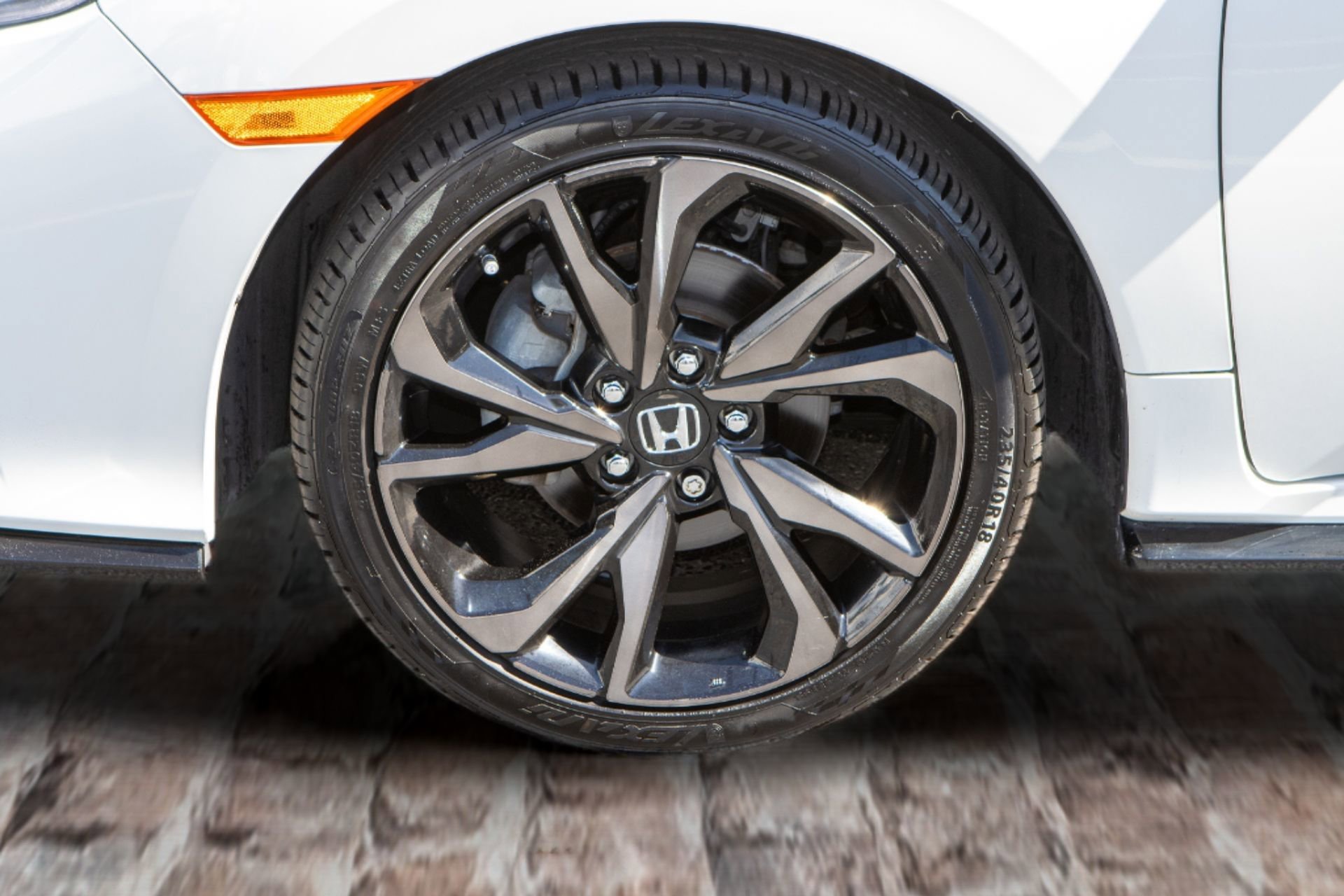 Certified 2018 Honda Civic Sport image 33