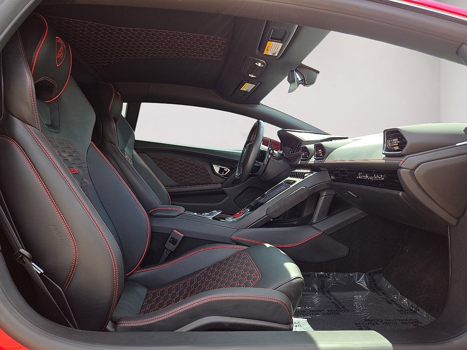 Used 2023 Lamborghini Huracan EVO AWD/4WD image 21