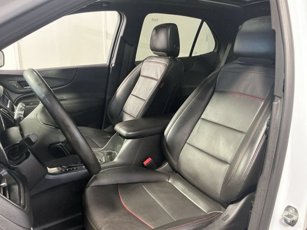 Used 2023 Chevrolet Equinox RS w/ RS Leather Package FWD image 14