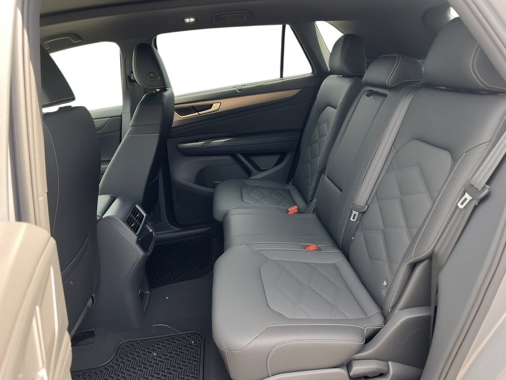 New 2025 Volkswagen Atlas Cross Sport SE AWD/4WD image 7
