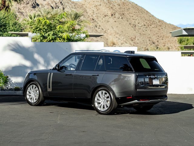 Used 2023 Land Rover Range Rover SE image 9