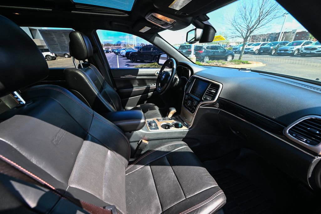 Used 2016 Jeep Grand Cherokee Limited 75th Anniversary image 24