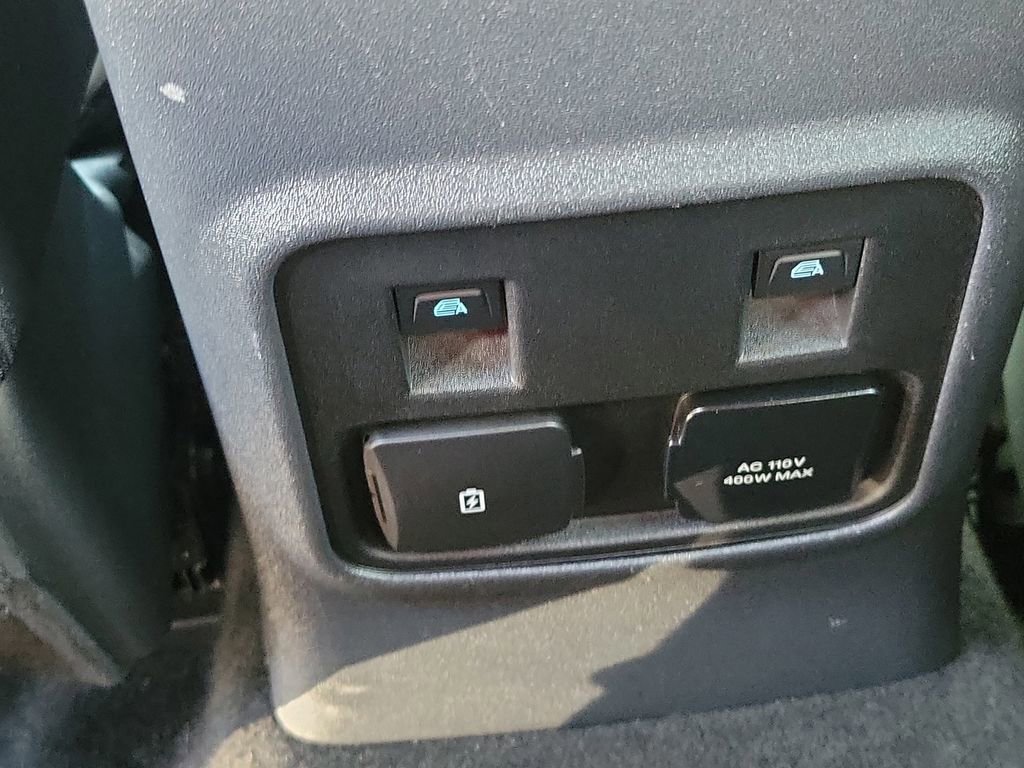 Used 2023 Ford Bronco Wildtrak image 18