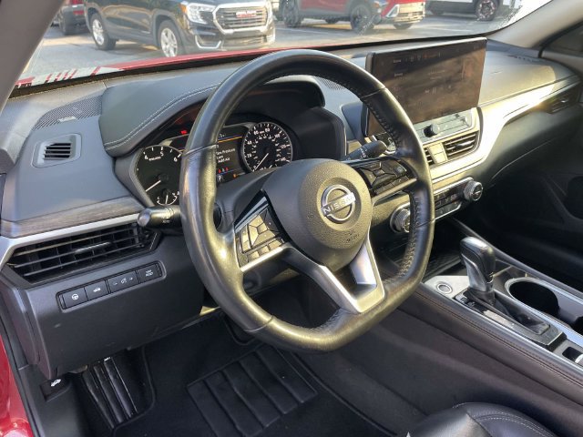 Used 2023 Nissan Altima 2.5 SL AWD/4WD image 17