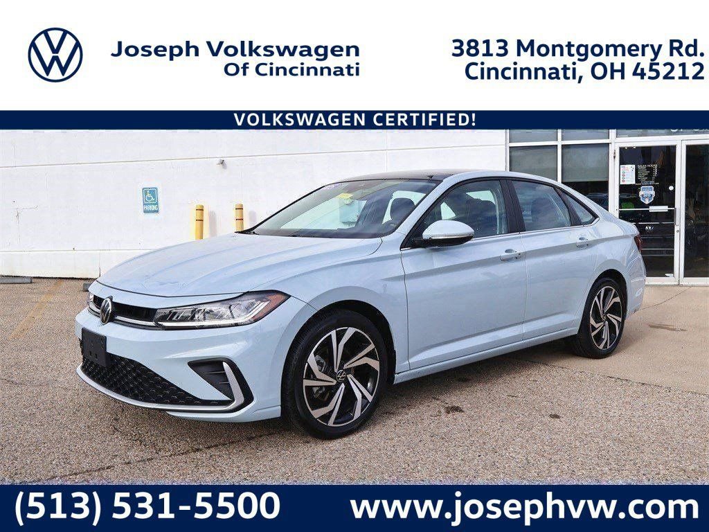 Certified 2025 Volkswagen Jetta SEL