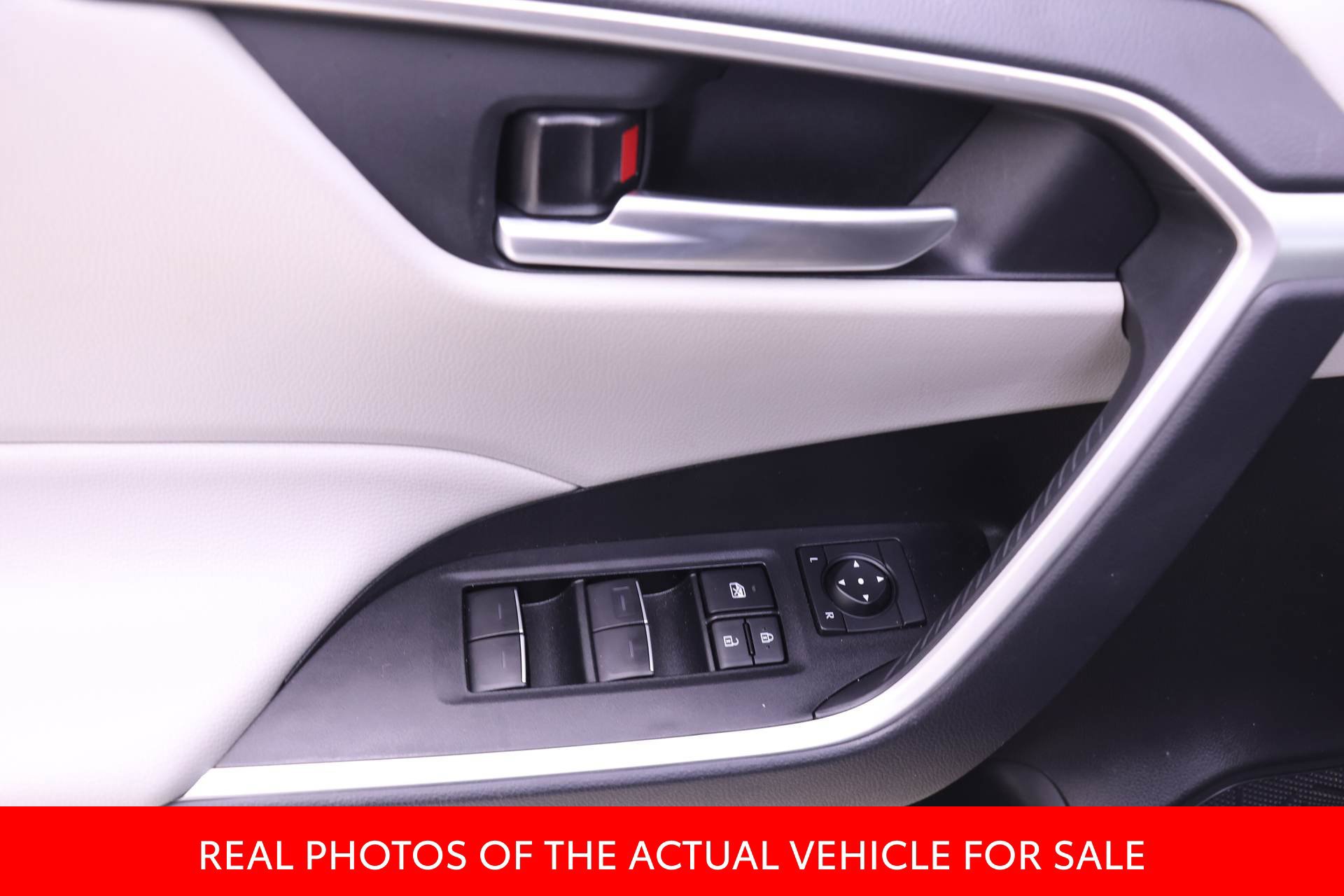 Certified 2025 Toyota RAV4 XLE w/ Convenience Package AWD/4WD image 9