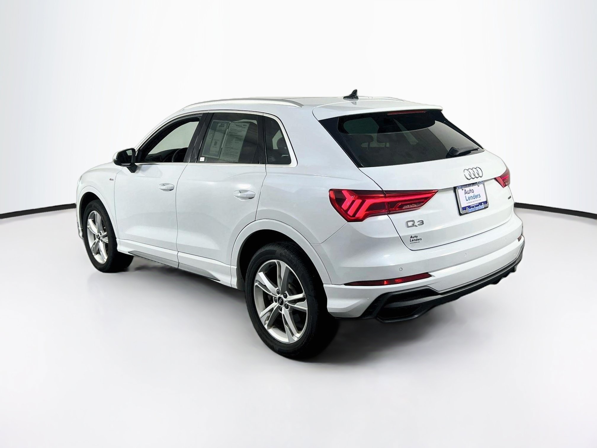 Used 2022 Audi Q3 2.0T Premium Plus w/ Premium Plus Package AWD/4WD image 7