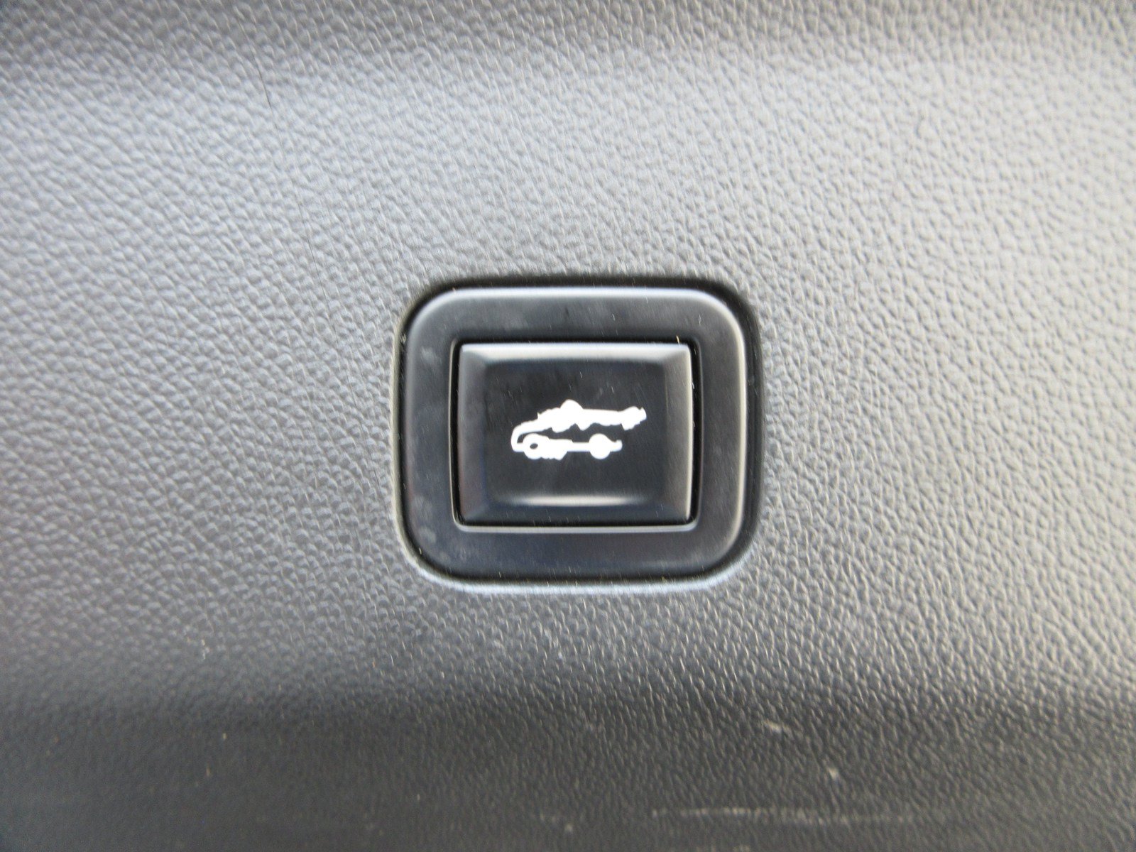 Used 2021 Chevrolet Suburban Z71 AWD/4WD image 55