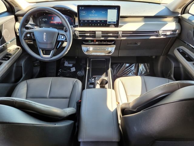 New 2025 Lincoln Corsair FWD w/ Equipment Group 101A image 12