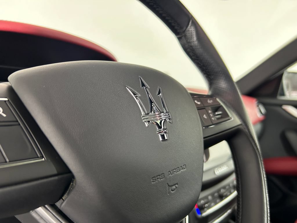 Used 2020 Maserati Ghibli S GranSport Q4 AWD/4WD image 18