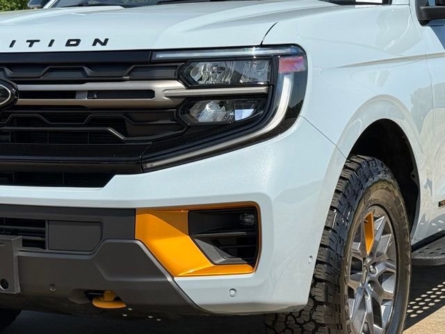 Used 2025 Ford Expedition Tremor image 11