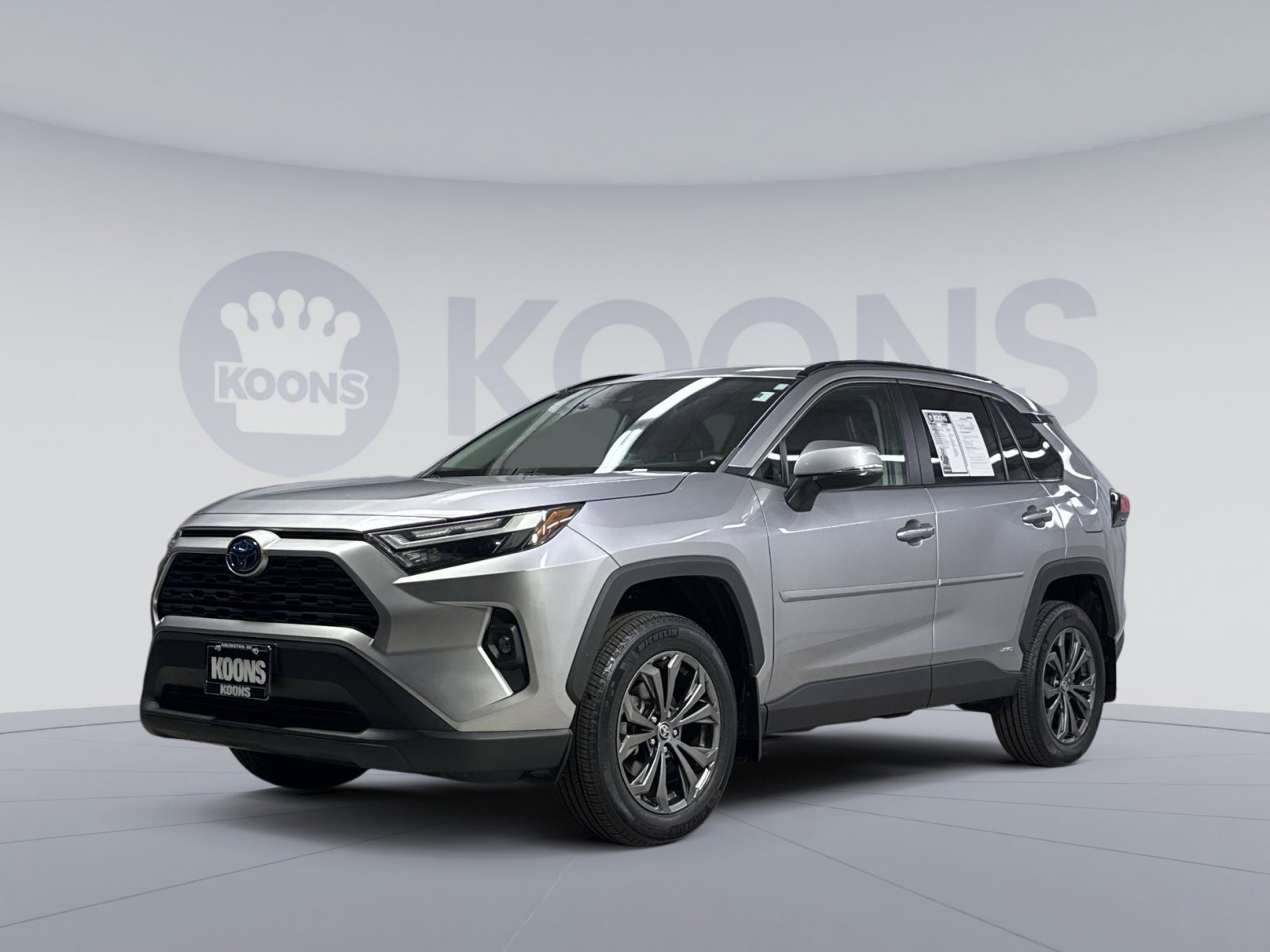 Used 2023 Toyota RAV4 XLE Premium AWD/4WD image 1