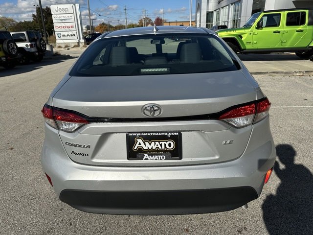 Used 2023 Toyota Corolla LE image 7