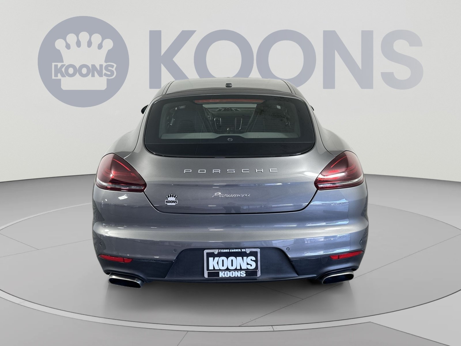 Used 2016 Porsche Panamera RWD image 5