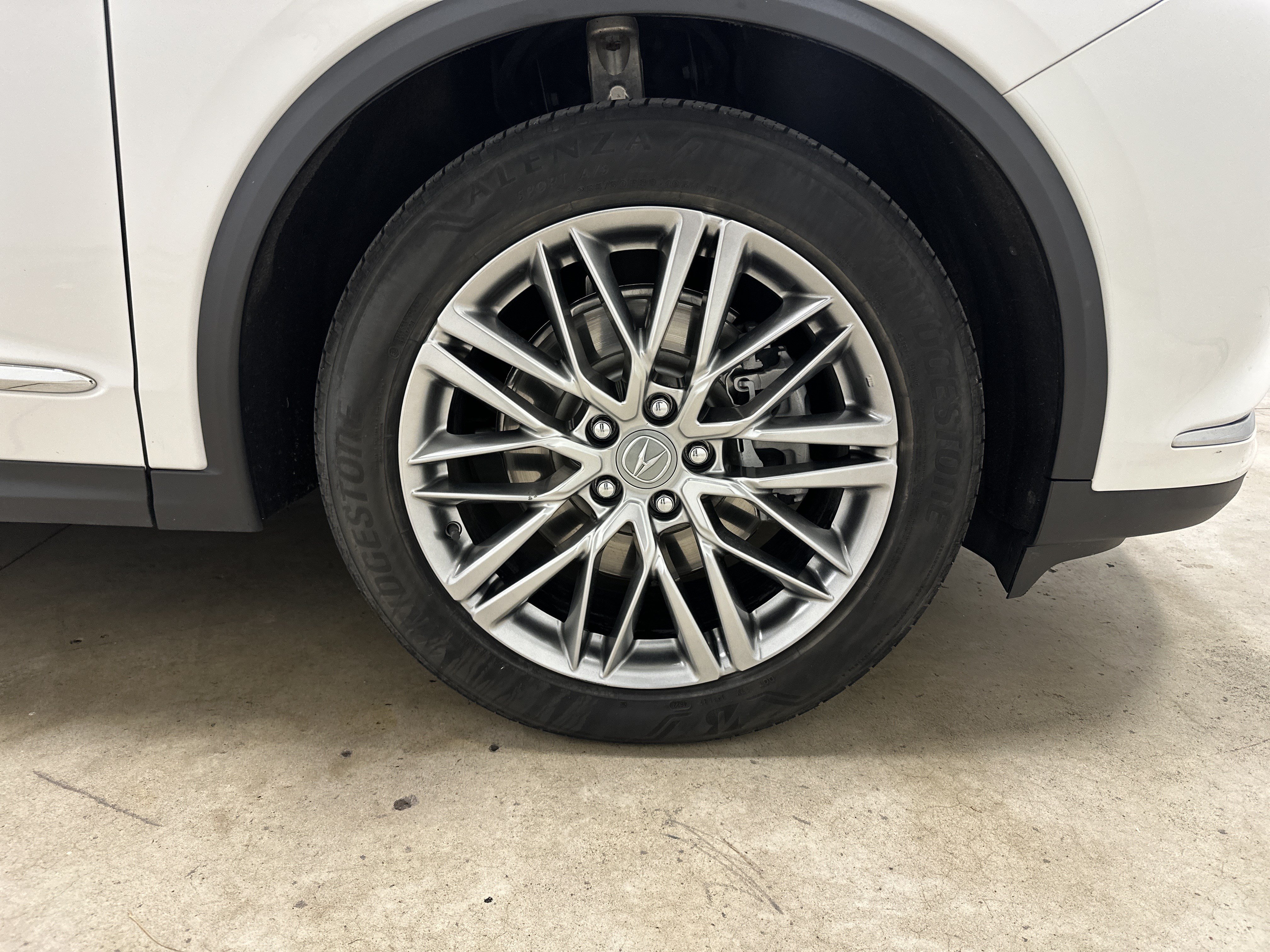 Used 2023 Acura MDX SH-AWD w/ Advance Package image 13