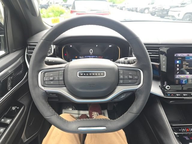 Used 2022 Jeep Wagoneer Series I AWD/4WD image 16