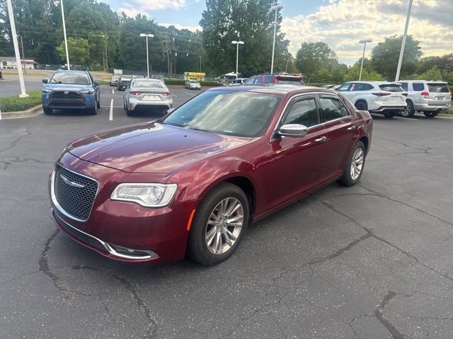 Used 2016 Chrysler 300 C RWD image 5