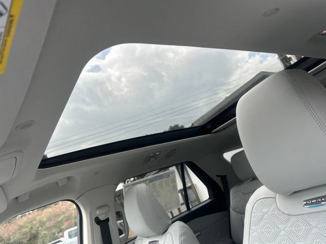 New 2026 Ford Explorer Platinum w/ LUX Leather Package AWD/4WD image 21