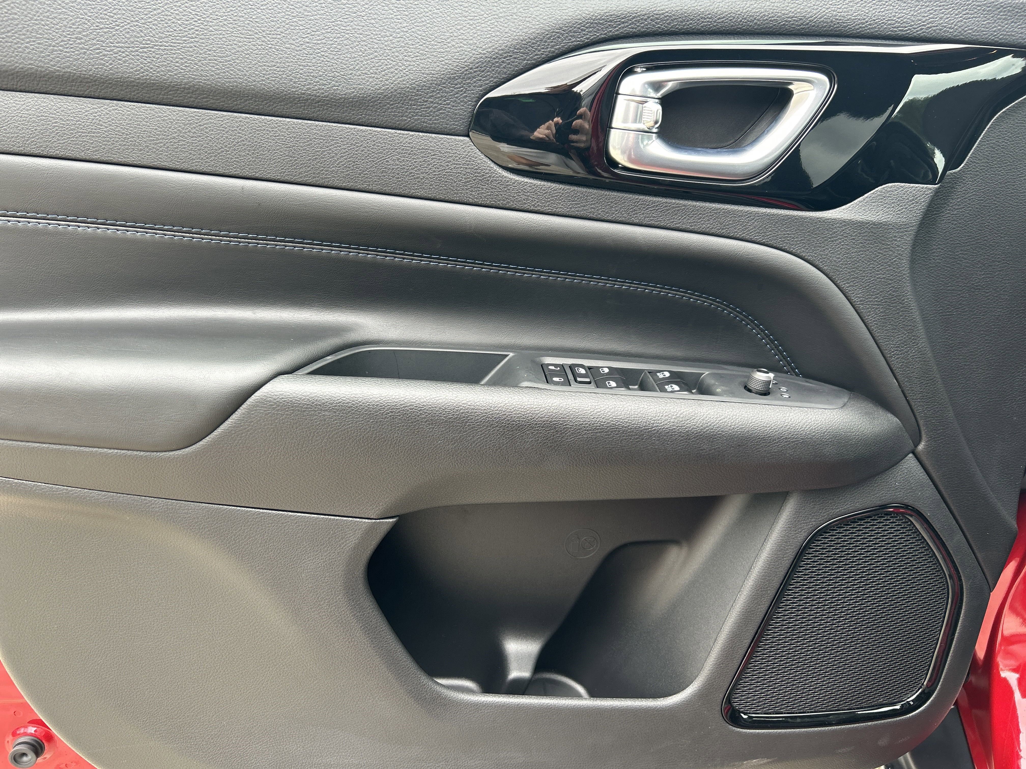 New 2025 Jeep Compass Latitude w/ Altitude Special Edition image 10