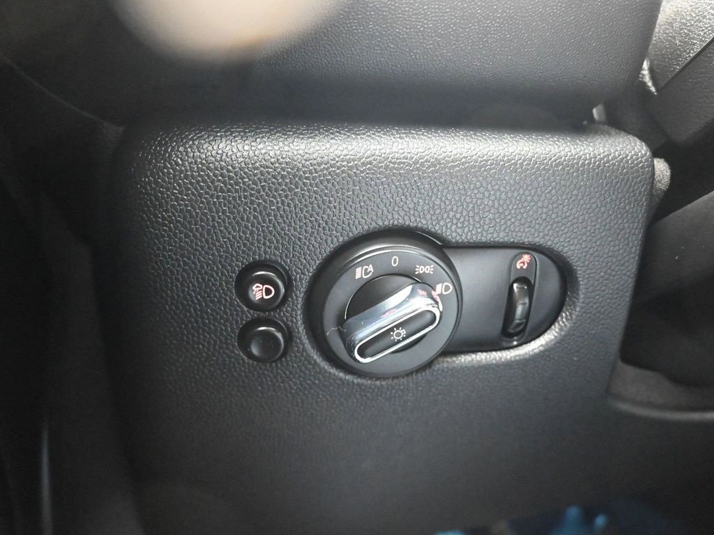 Used 2022 MINI Cooper S image 26